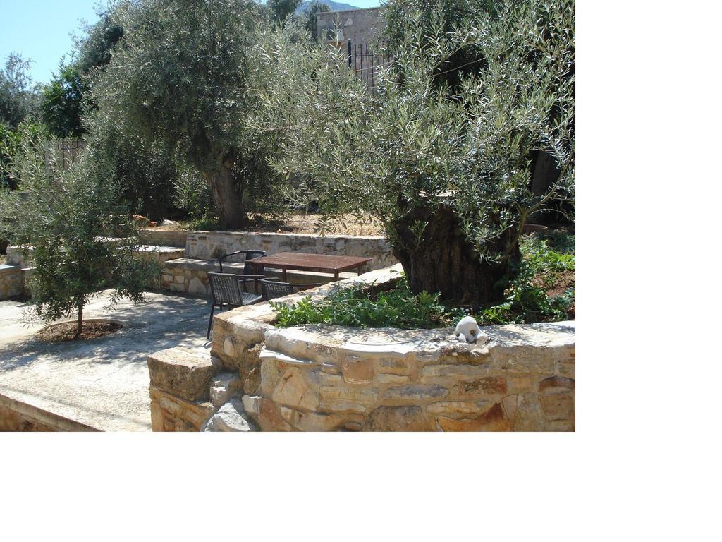 דירות Epidaurus Athina Ecofarm מראה חיצוני תמונה